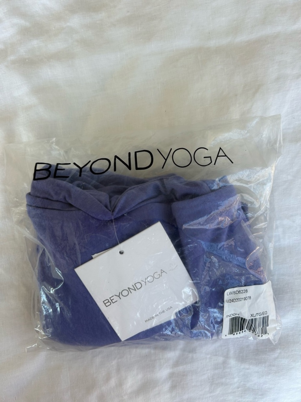 Beyond Yoga Featherweight Dream Lace Racerback Jumpsuit NWT - Picture 9 of 9